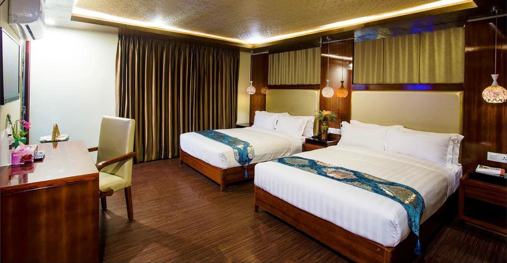 Hotel Noorjahan Grand Sylhet Exterior foto